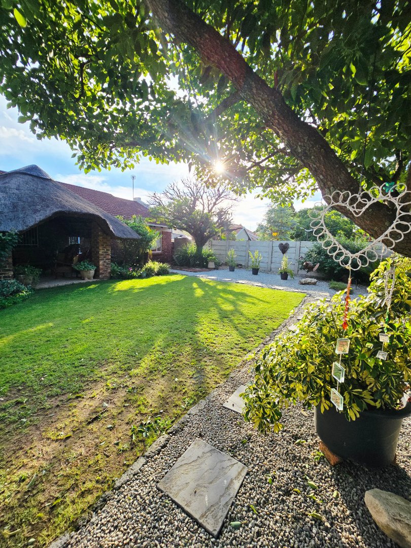  Bedroom Property for Sale in Flimieda North West